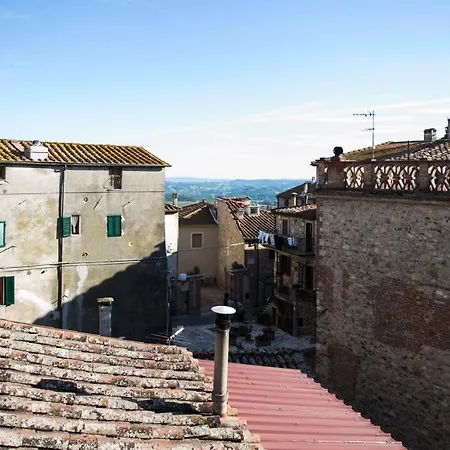 Alojamento de Acomodação e Pequeno-almoço Nel Cassero