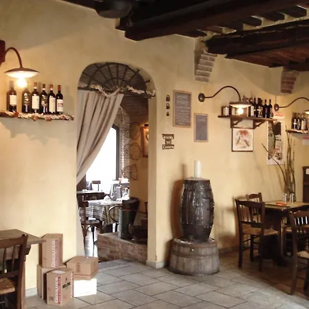 Bed and breakfast Nel Cassero 4*